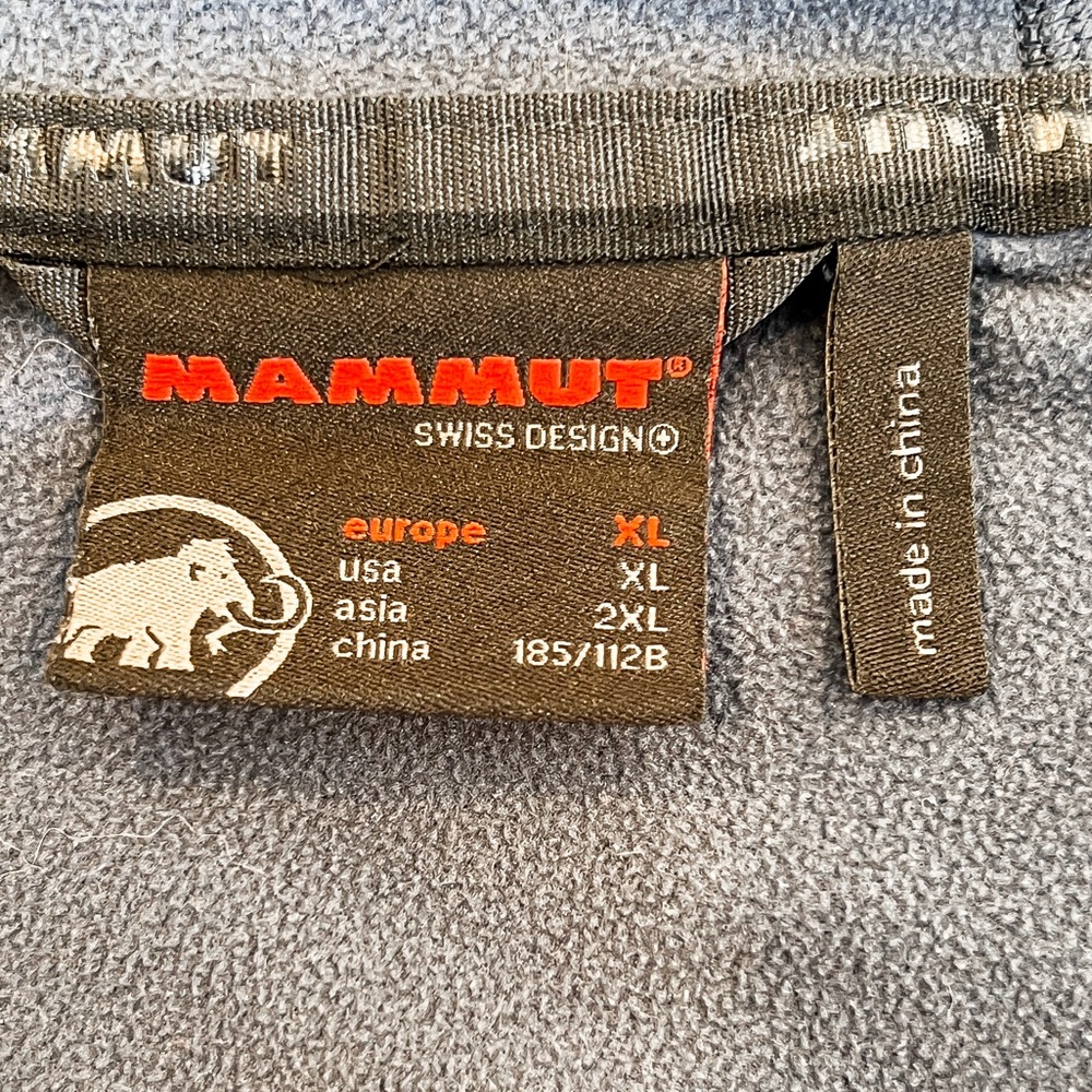 Mammut Two-Tone Blue Performance Jacket Mens Sz XL - Picture 8 of 9
